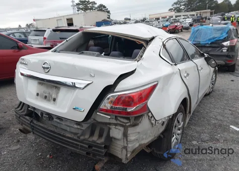 2014 Nissan Altima 2.5 S из США, поврежденный, VIN 1N4AL3AP7EN368832